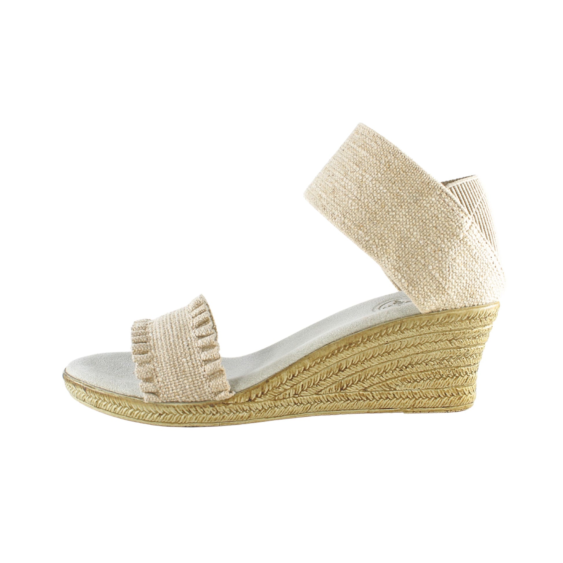 Holly | Bridesmaid's Glow