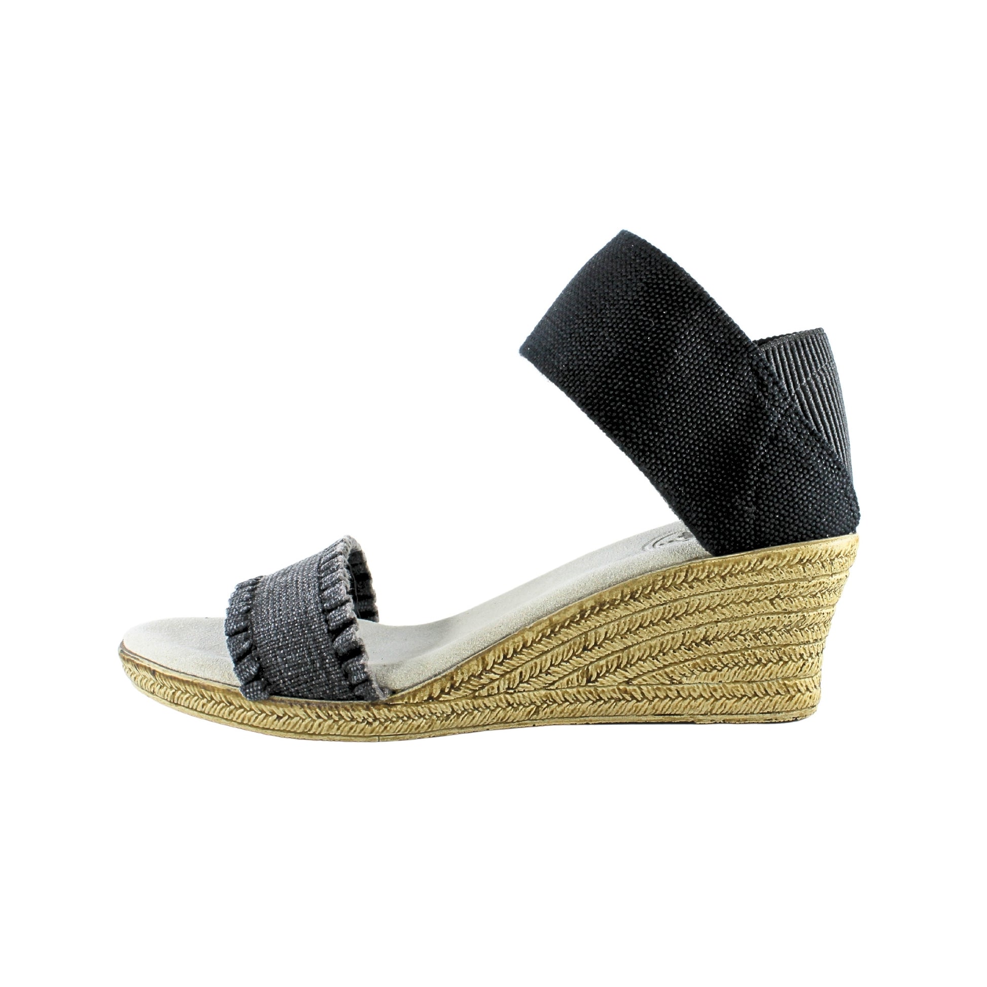 Holly | Bridesmaid's Glow