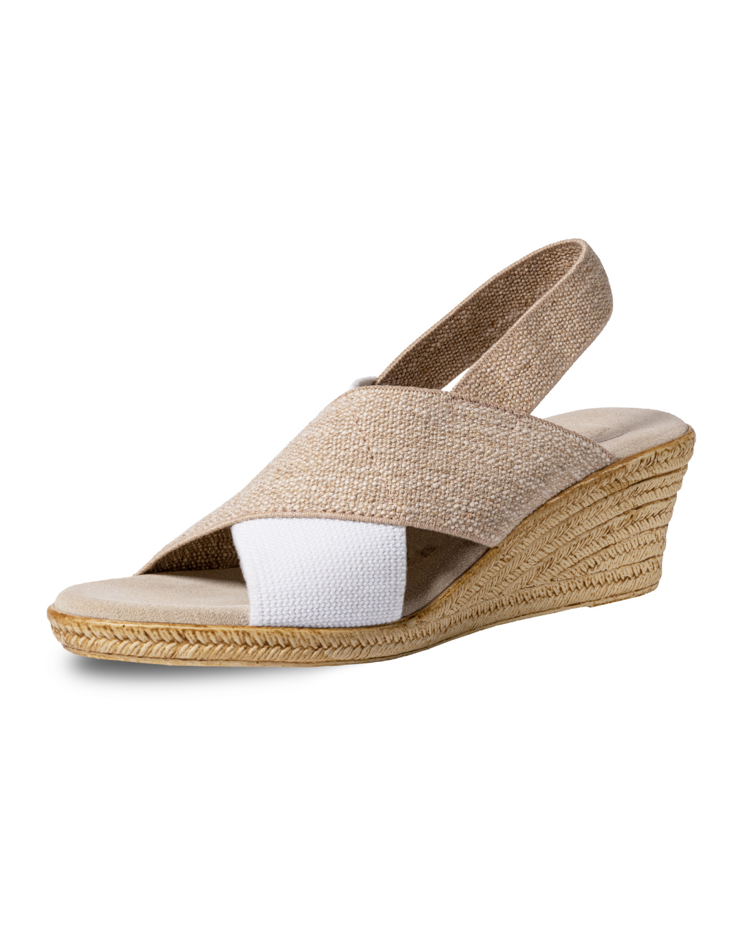 Zapatos blancos Emilia de SanMiguelShoesmx con diseño elegante y comodidad, mostrados en la imagen.