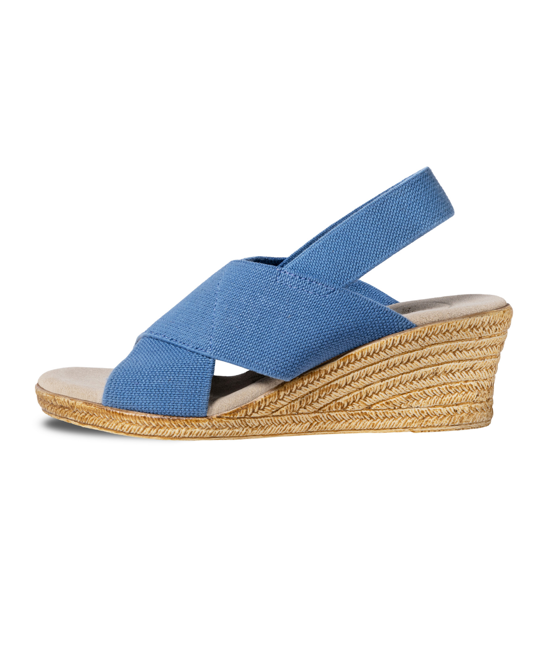 Zapatos Emilia Índigo de SanMiguelShoesmx, vista lateral mostrando el diseño de tacón y estilo elegante en color azul índigo.
