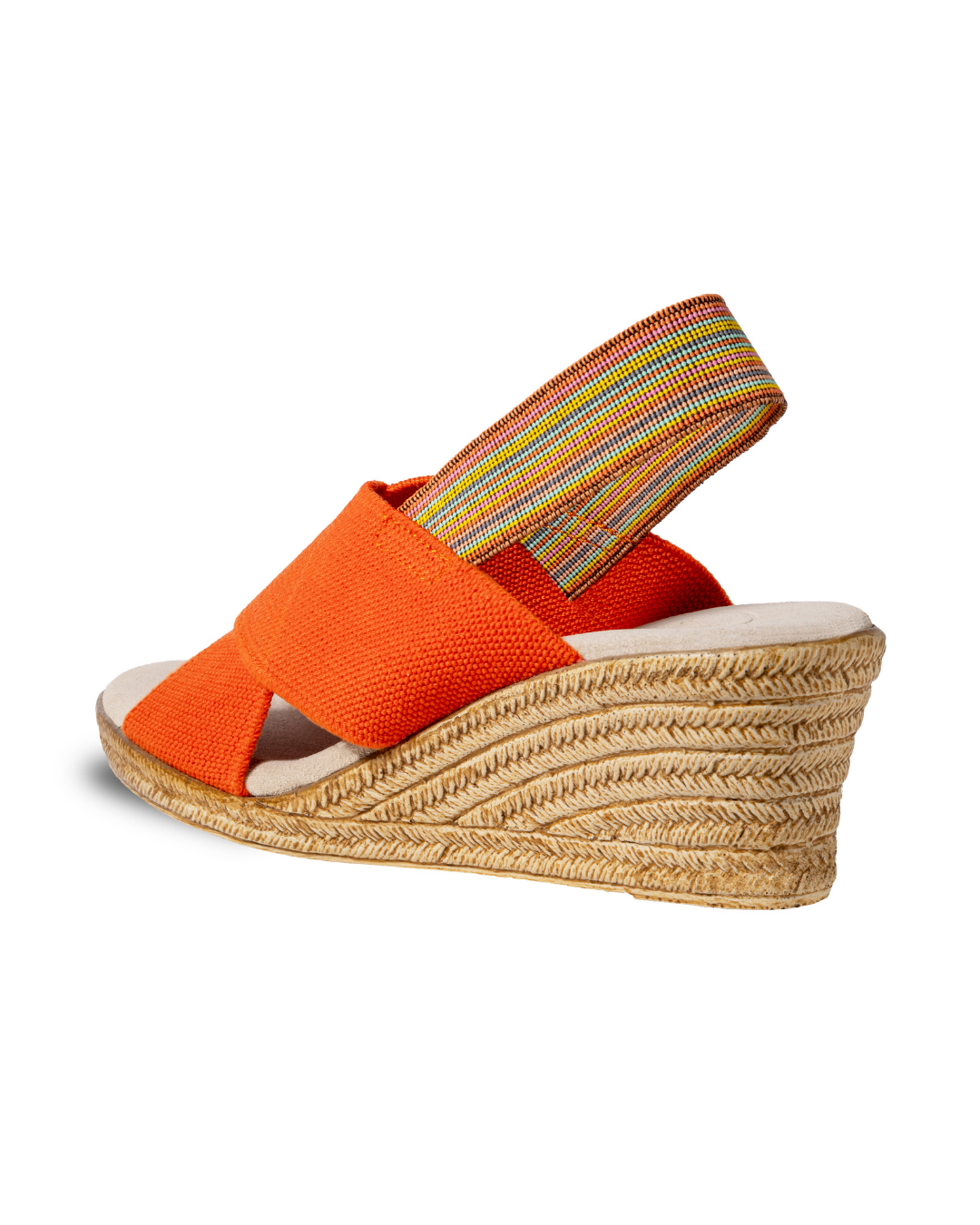 Zapatillas deportivas Emilia Naranja de SanMiguelShoesmx, con diseño en color naranja y detalles en blanco y negro.