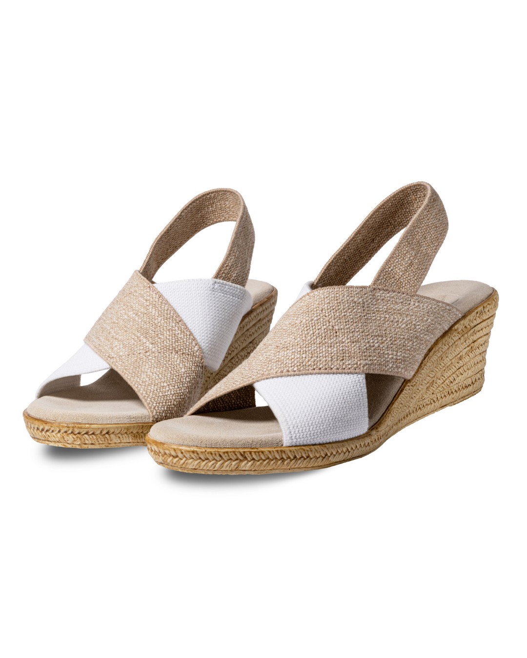 Zapatos Emilia blancos de SanMiguelShoesmx, estilo elegante con detalles en piel y suela resistente.
