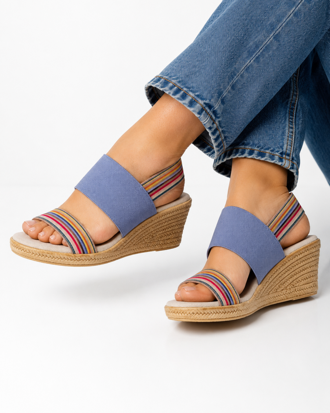 Zapatos Cooper Índigo de SanMiguelShoesmx con diseño moderno y detalles en color índigo, vista frontal del calzado.