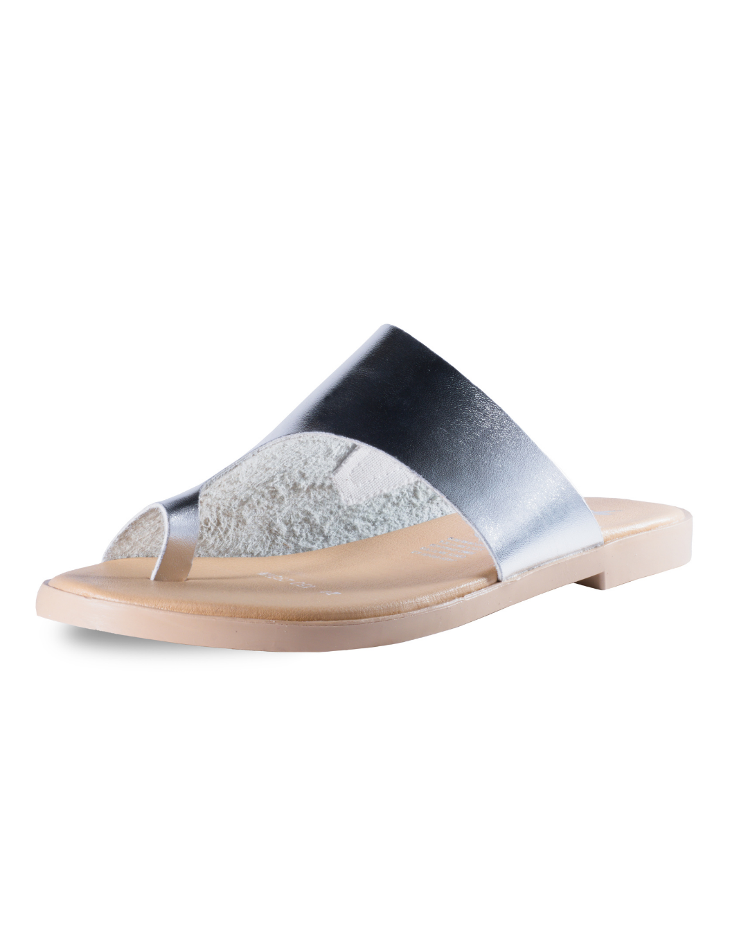 Sandalia plateada Cancún de SanMiguelShoesmx con diseño elegante y tiras en la parte superior.