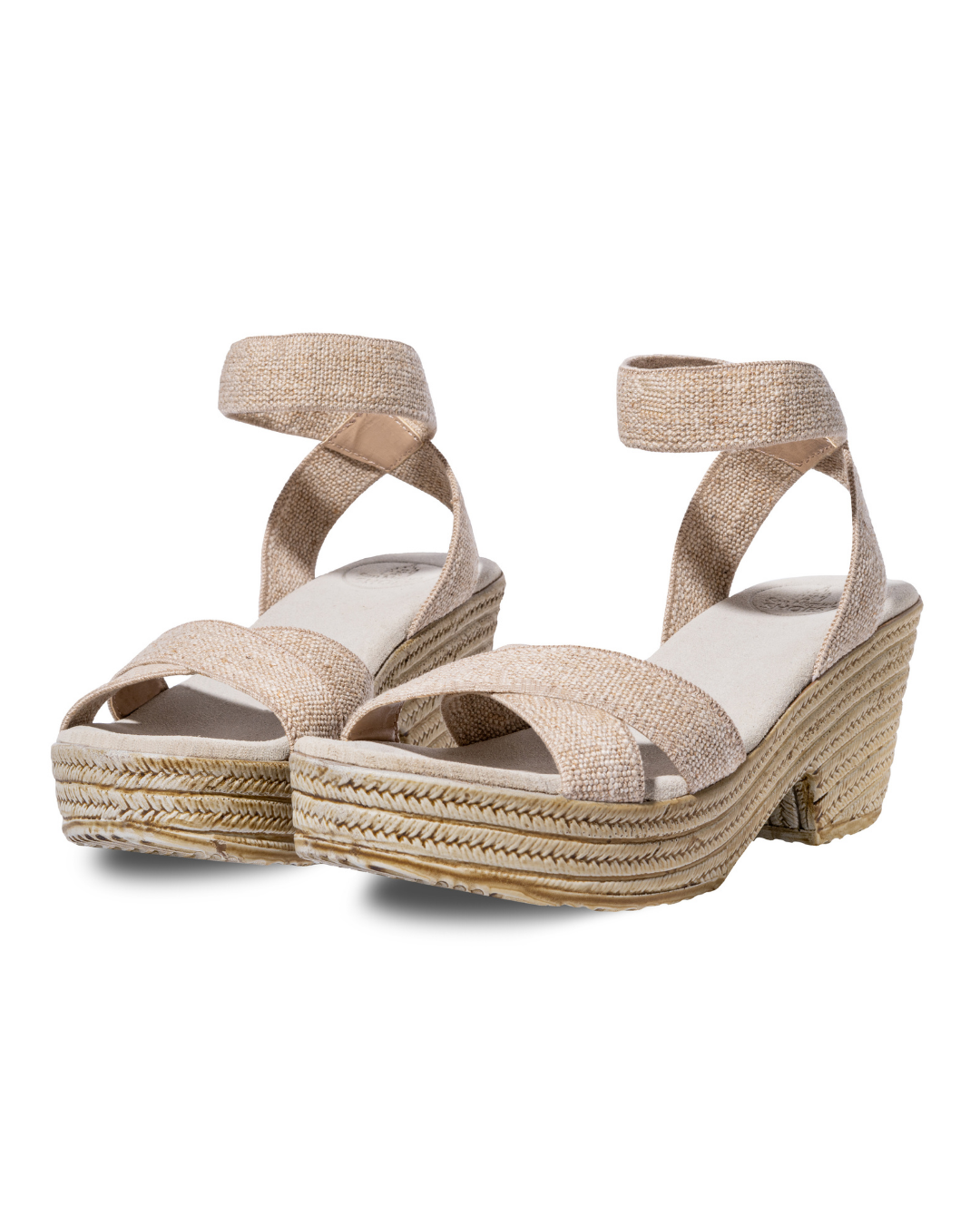 Daliah Lino de SanMiguelShoesmx, sandalias de lona con diseño colorido y tiras ajustables para mujer.