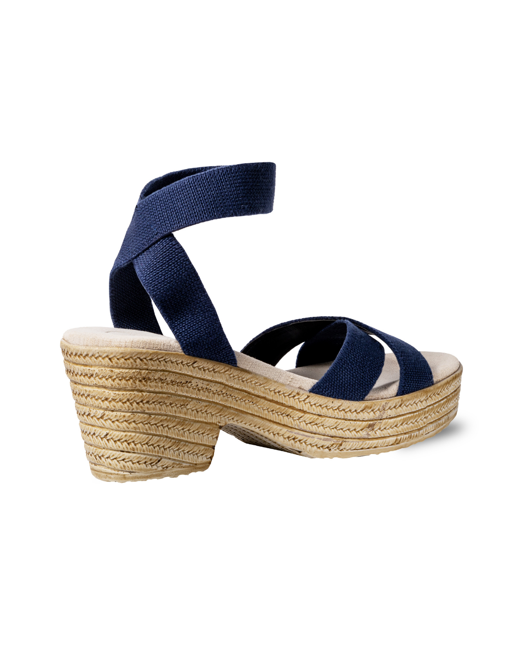 Daliah Marino de SanMiguelShoesmx, zapato de tacón alto en color marino, con diseño elegante y acabado de cuero.