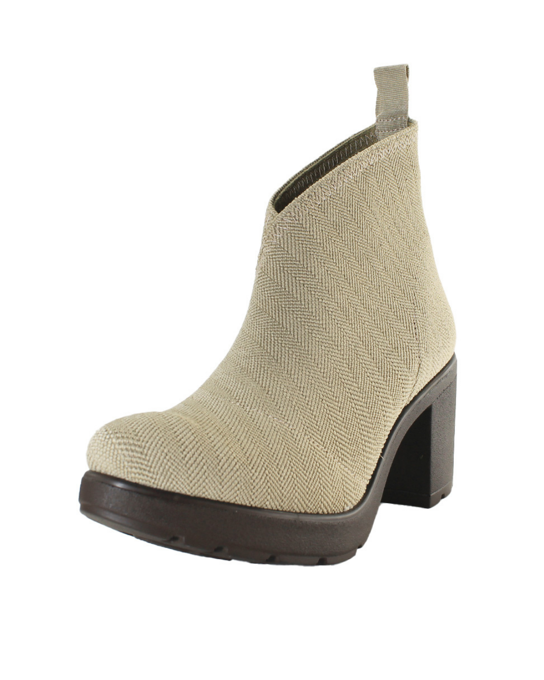Zapatos Mayte Beige de SanMiguelShoesmx, calzado femenino con diseño elegante y color beige, visible en la imagen.