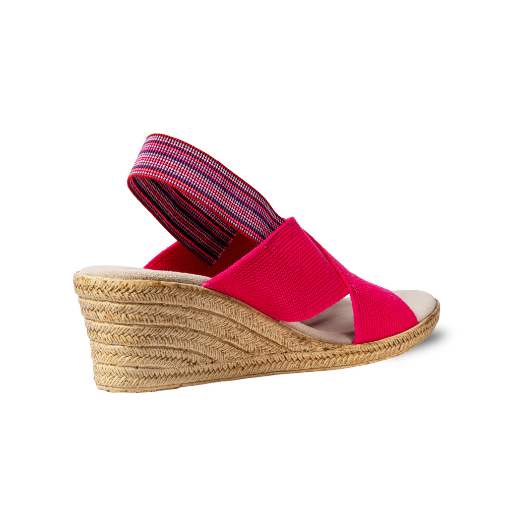 Zapatos Emilia Rosa de SanMiguelShoesmx, modelo elegante con detalles en rosa y diseño sofisticado.