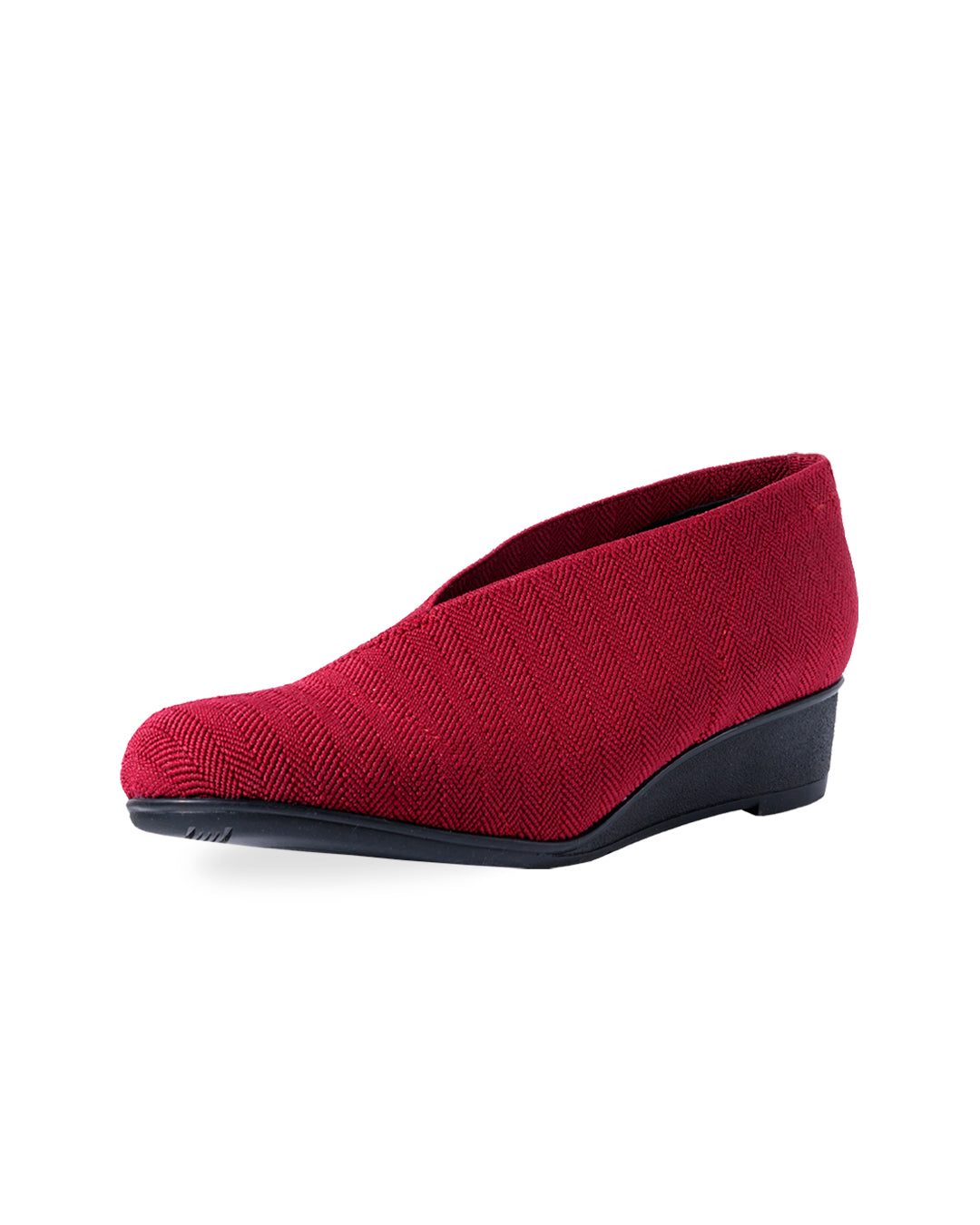 Zapatos Luna Cereza de SanMiguelShoesmx en diagonal, con diseño elegante y colores vibrantes para un estilo moderno y cómodo.