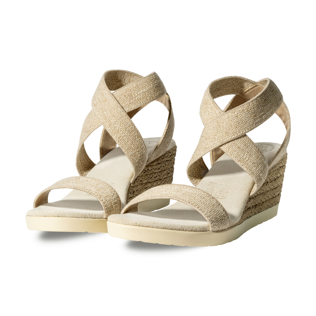 Zapatos Miami Lino de SanMiguelShoesmx en color beige, con diseño casual y detalles en tela de lino.