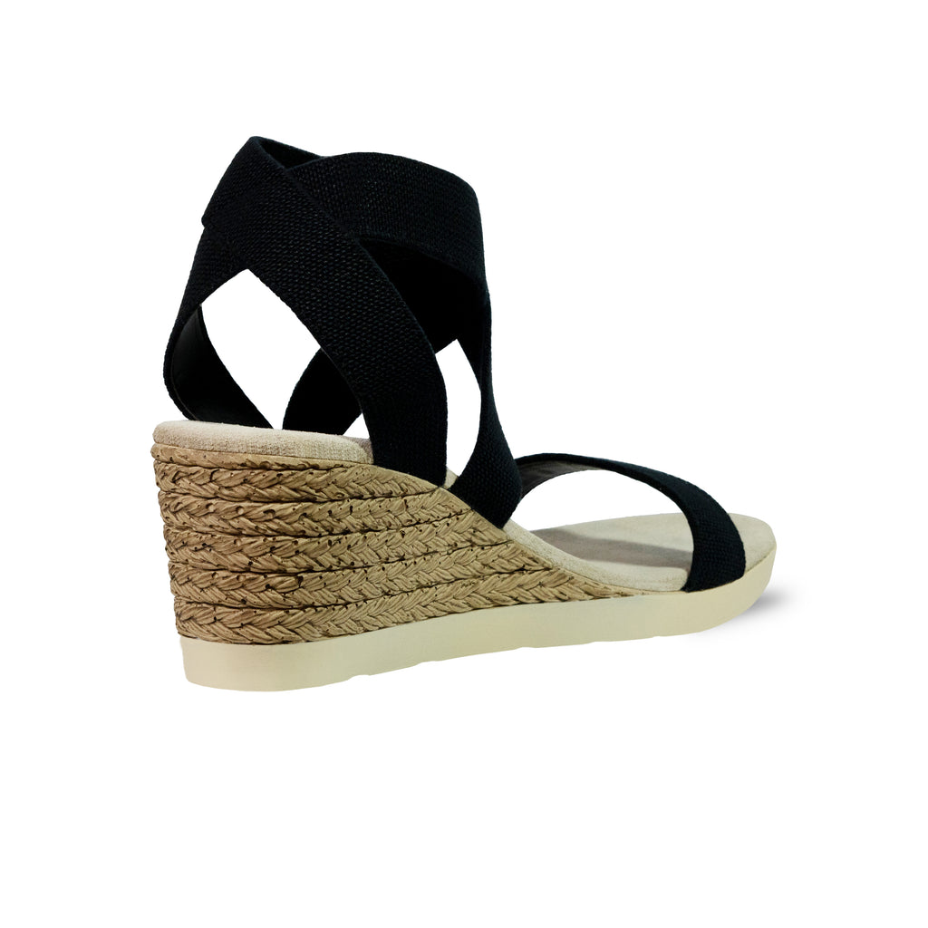 Zapatos negros Miami de SanMiguelShoesmx, con diseño elegante y cómodo, mostrados en la imagen.