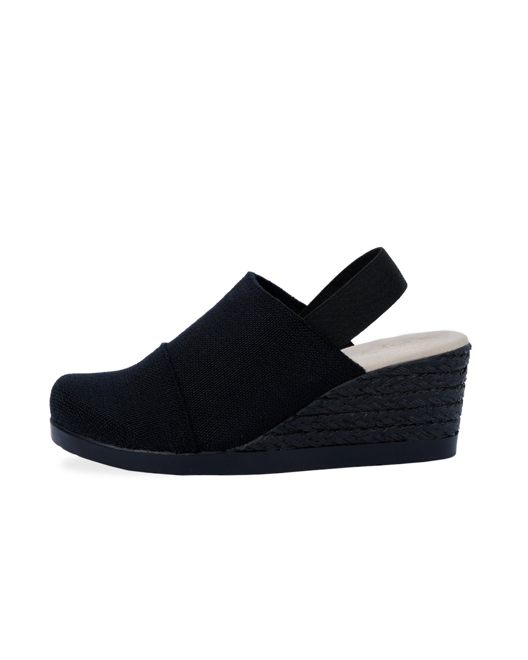 Zapatos negros Natasha de SanMiguelShoesmx, estilo elegante y moderno con acabado en cuero.